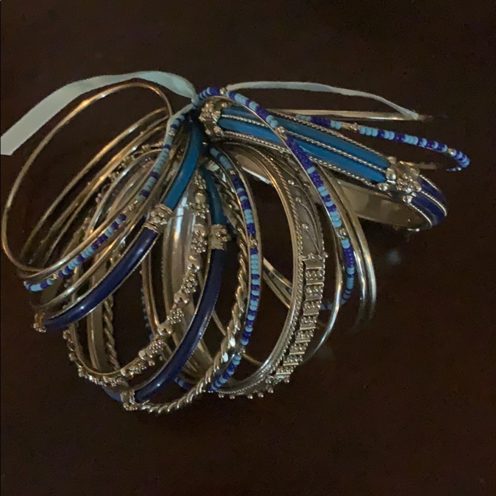 Amrita Singh arm bangles